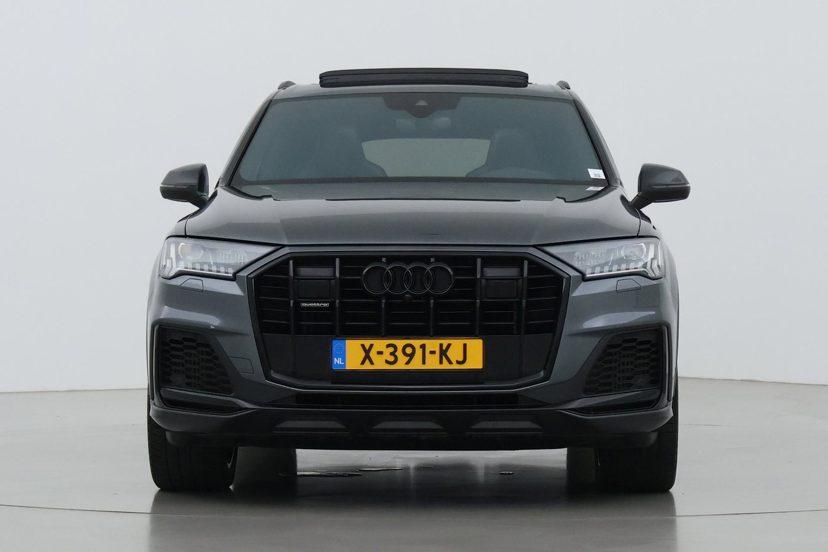 Audi Q7 60 TFSI e quattro Competition | Panoramadak | Luchtvering | Trekhaak | Massage+Ventilatie | Matrix LED | ACC | Camera | 21 Inch