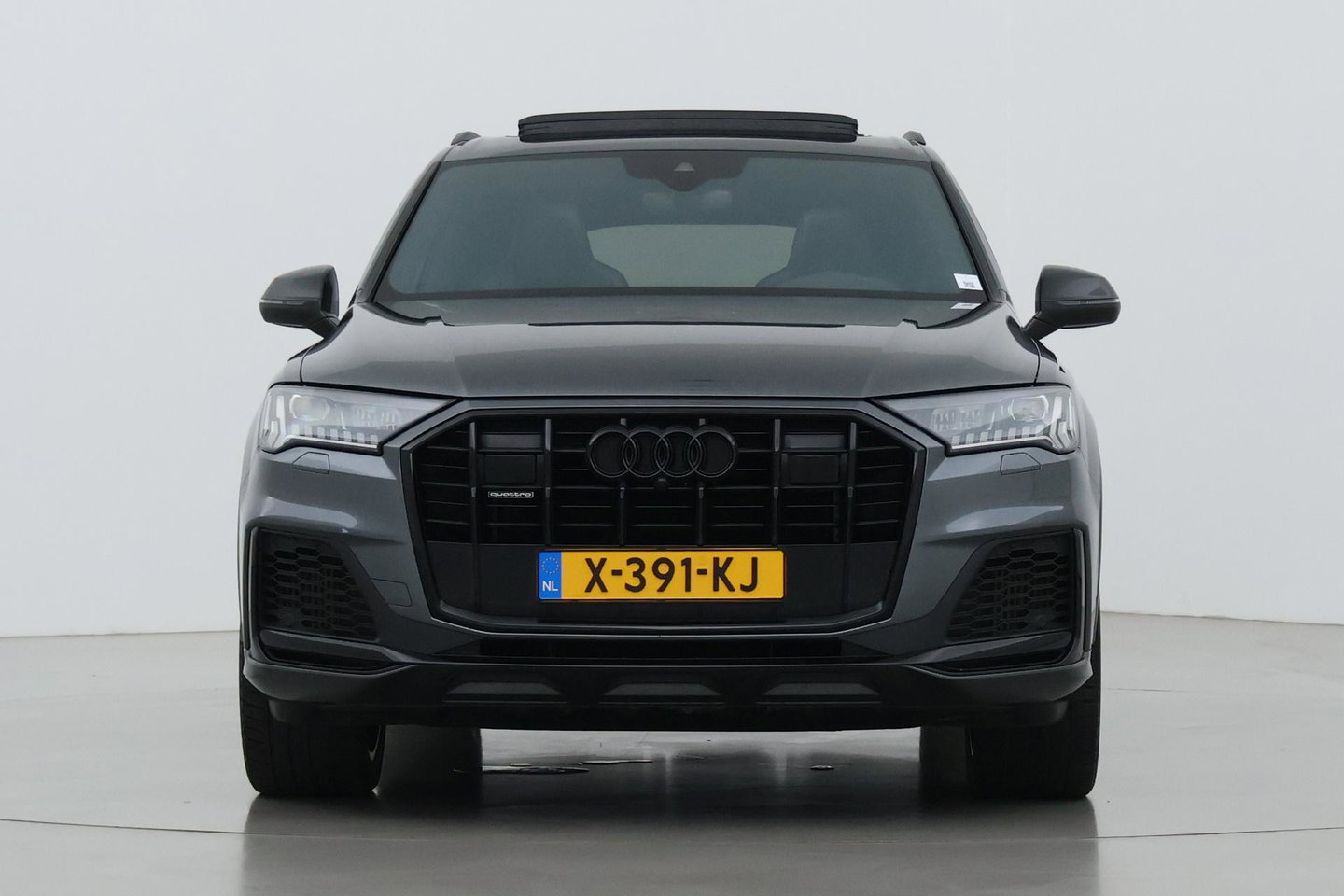 Audi Q7 60 TFSI e quattro Competition | Panoramadak | Luchtvering | Trekhaak | Massage+Ventilatie | Matrix LED | ACC | Camera | 21 Inch