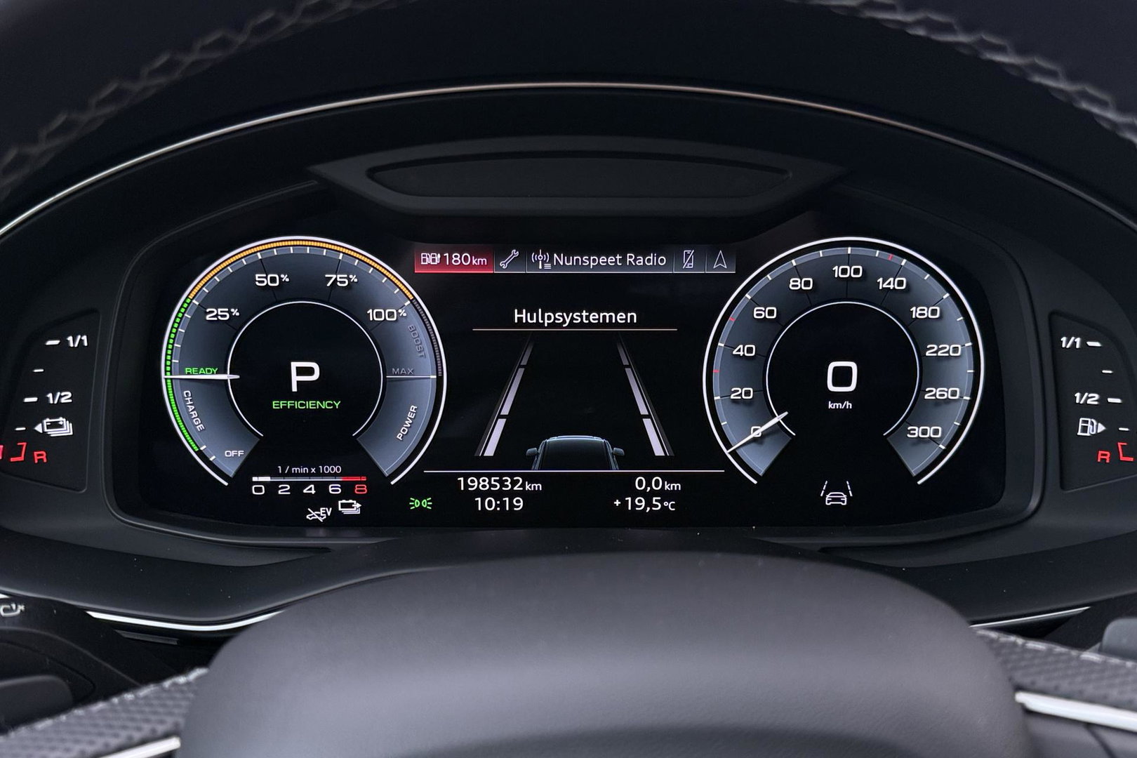 Audi Q7 60 TFSI e quattro Competition | Panoramadak | Luchtvering | Trekhaak | Massage+Ventilatie | Matrix LED | ACC | Camera | 21 Inch