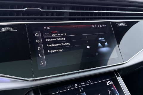 Audi Q7 60 TFSI e quattro Competition | Panoramadak | Luchtvering | Trekhaak | Massage+Ventilatie | Matrix LED | ACC | Camera | 21 Inch