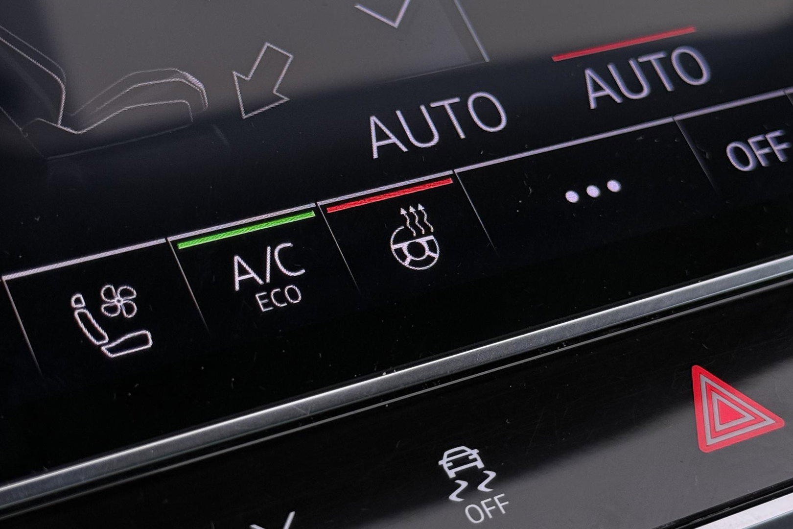 Audi Q7 60 TFSI e quattro Competition | Panoramadak | Luchtvering | Trekhaak | Massage+Ventilatie | Matrix LED | ACC | Camera | 21 Inch