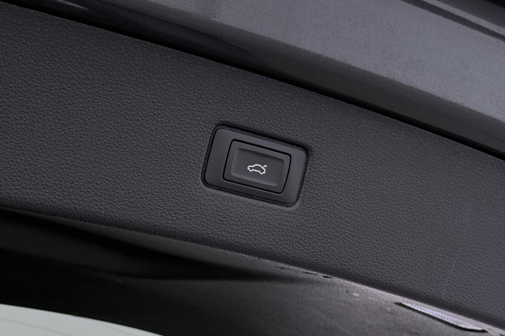 Audi Q7 60 TFSI e quattro Competition | Panoramadak | Luchtvering | Trekhaak | Massage+Ventilatie | Matrix LED | ACC | Camera | 21 Inch
