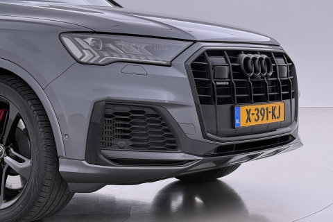 Audi Q7 60 TFSI e quattro Competition | Panoramadak | Luchtvering | Trekhaak | Massage+Ventilatie | Matrix LED | ACC | Camera | 21 Inch