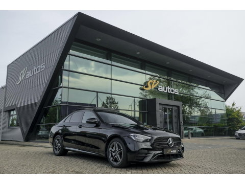 Mercedes-Benz E-Klasse E300e AMG 320pk Panoramadak Burmester Widescreen Leder NLauto 1e Eigenaar!