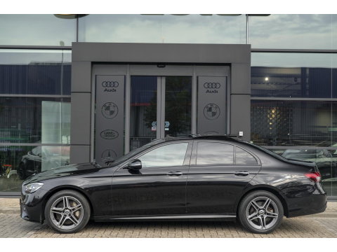 Mercedes-Benz E-Klasse E300e AMG 320pk Panoramadak Burmester Widescreen Leder NLauto 1e Eigenaar!