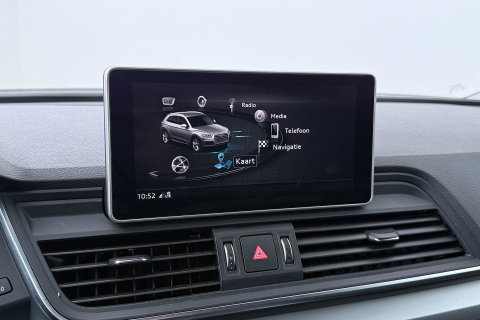 Audi Q5 55 TFSIe Quattro Competition | 360° Camera | Head-Up | Keyless | LED | Stoelverwarming V+A | Parkeerassistent | 19 Inch