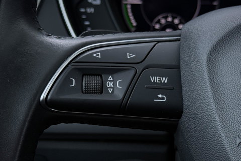 Audi Q5 55 TFSIe Quattro Competition | 360° Camera | Head-Up | Keyless | LED | Stoelverwarming V+A | Parkeerassistent | 19 Inch