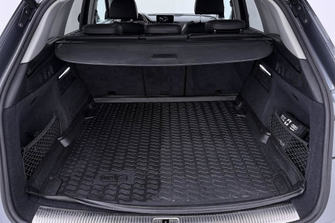 Audi Q5 55 TFSIe Quattro Competition | 360° Camera | Head-Up | Keyless | LED | Stoelverwarming V+A | Parkeerassistent | 19 Inch