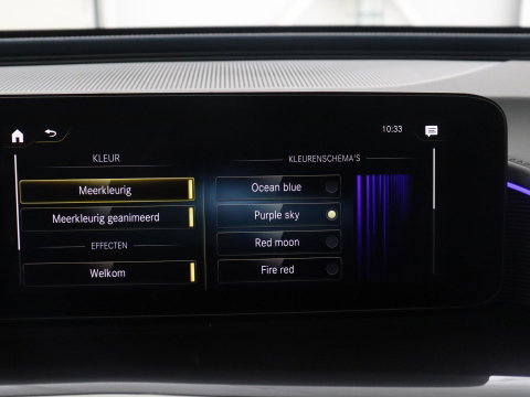 Mercedes-Benz EQC 400 4MATIC AMG Line 80 kWh | SOH 95.8% | Panoramadak | Trekhaak | Camera | Sfeerverlichting | Climate control | Half Leder | Stoelverwarming |