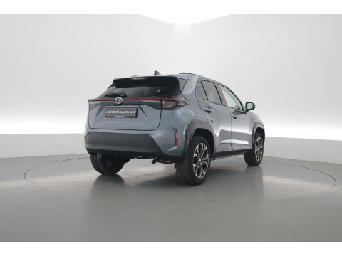 Toyota Yaris Cross 1.5 Hybrid 130 Dynamic | Rijklaar! | Facelift! | Celestite Grey | Camera | Stoel- Stuurverw. | Adapt. Cruise | Keyless |
