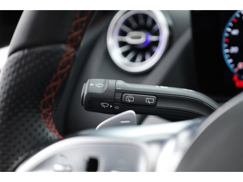 Mercedes-Benz B-Klasse 250 e AMG Line | Rijklaar! | Pano | 360cam | Afn. Trekhaak | SOH 93% | Night-pakket | Apple CarPlay | Stoelverw. | Navi
