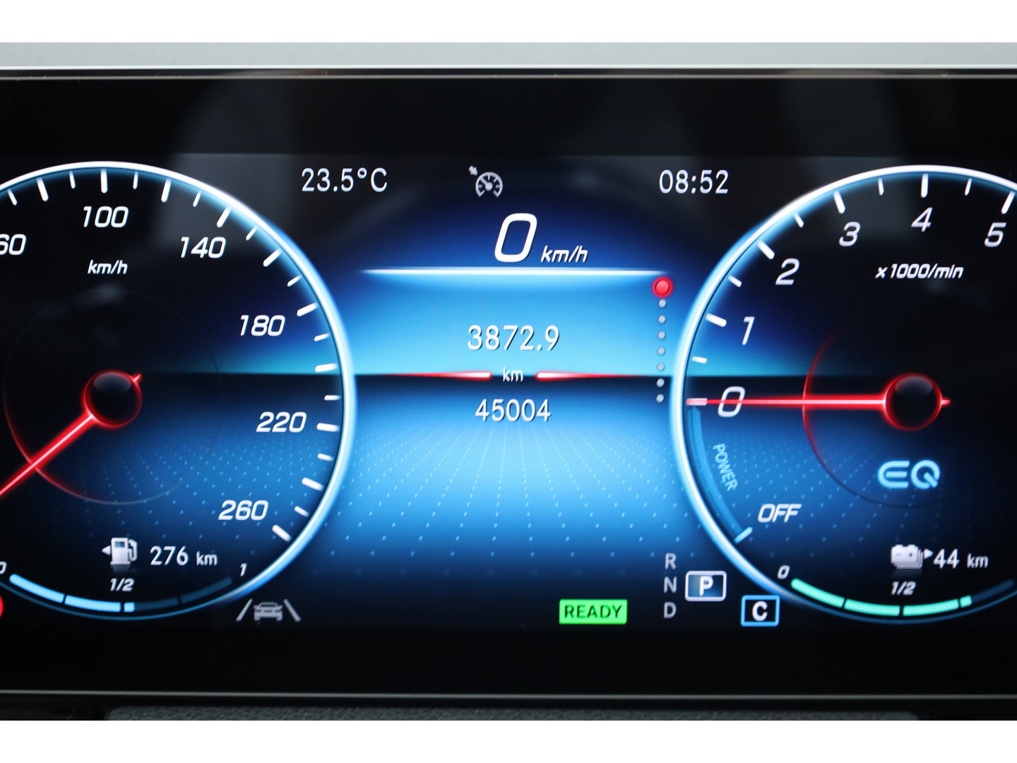 Mercedes-Benz B-Klasse 250 e AMG Line | Rijklaar! | Pano | 360cam | Afn. Trekhaak | SOH 93% | Night-pakket | Apple CarPlay | Stoelverw. | Navi