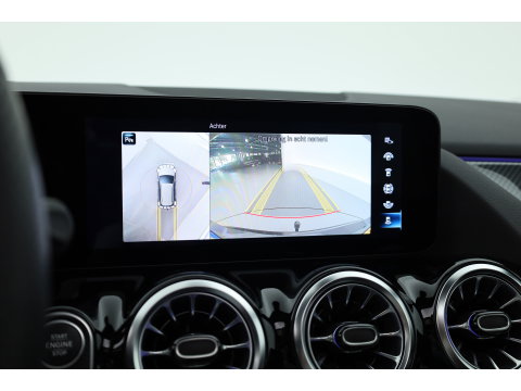 Mercedes-Benz B-Klasse 250 e AMG Line | Rijklaar! | Pano | 360cam | Afn. Trekhaak | SOH 93% | Night-pakket | Apple CarPlay | Stoelverw. | Navi