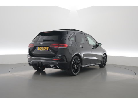 Mercedes-Benz B-Klasse 250 e AMG Line | Rijklaar! | Pano | 360cam | Afn. Trekhaak | SOH 93% | Night-pakket | Apple CarPlay | Stoelverw. | Navi