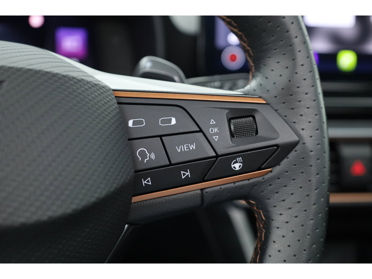 CUPRA Leon Sportstourer 1.4 e-Hybrid Business | Rijklaar! | Pano | SOH 96% | Camera | Adapt. Cruise | Stoel- Stuurverw. | Memory