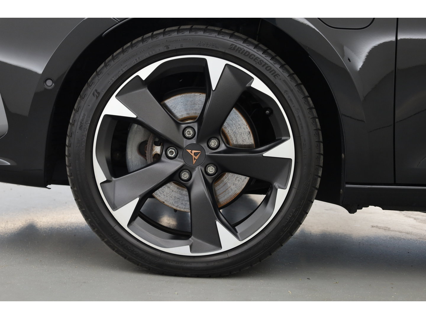 CUPRA Leon Sportstourer 1.4 e-Hybrid Business | Rijklaar! | Pano | SOH 96% | Camera | Adapt. Cruise | Stoel- Stuurverw. | Memory