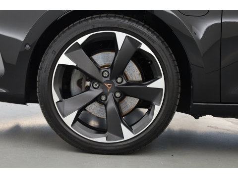 CUPRA Leon Sportstourer 1.4 e-Hybrid Business | Rijklaar! | Pano | SOH 96% | Camera | Adapt. Cruise | Stoel- Stuurverw. | Memory