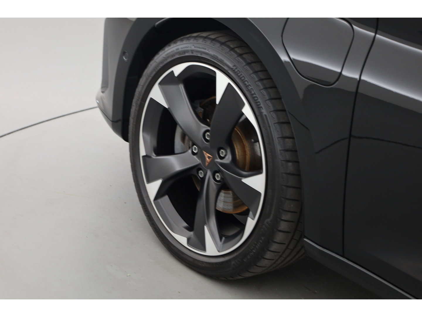 CUPRA Leon Sportstourer 1.4 e-Hybrid Business | Rijklaar! | Pano | SOH 96% | Camera | Adapt. Cruise | Stoel- Stuurverw. | Memory