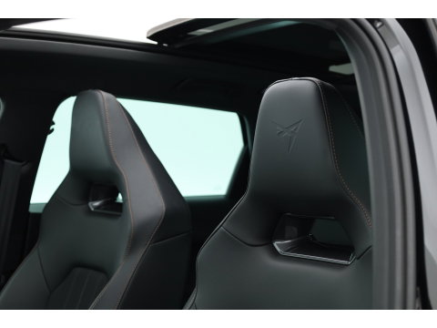 CUPRA Leon Sportstourer 1.4 e-Hybrid Business | Rijklaar! | Pano | SOH 96% | Camera | Adapt. Cruise | Stoel- Stuurverw. | Memory