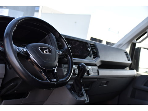 MAN TGE 3.180 35 2.0 L3H3 4x4 PB Edition Cruise, Camera, Carplay, 177pk, Clima, Automaat, Trekhaak, Sensoren, Geveerde stoel, Uniek!