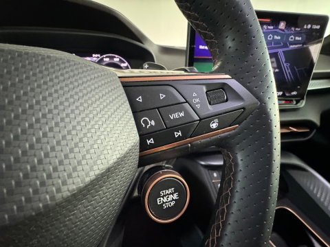 CUPRA Terramar 1.5 TSI e-Hybrid VZ America s CUP Pano|360|Sennheiser|HuD