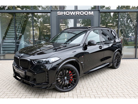 BMW X5 XDrive50e PANO KEYLESS SKYLOUNGE URBAN