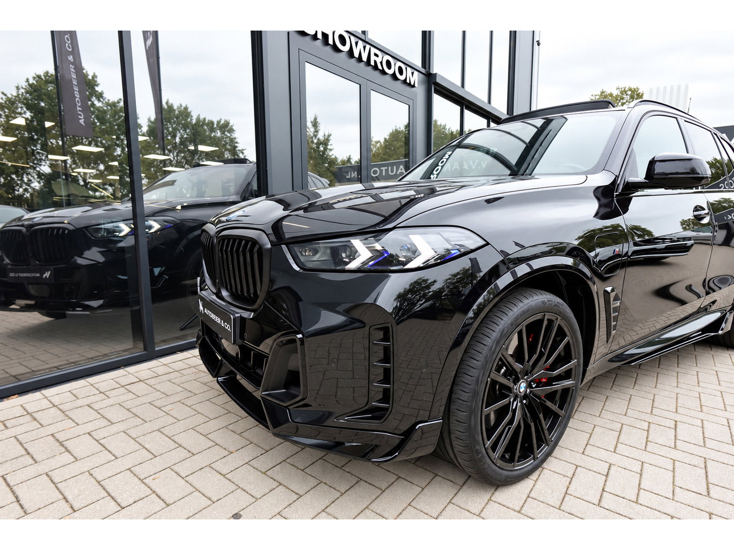 BMW X5 XDrive50e PANO KEYLESS SKYLOUNGE URBAN