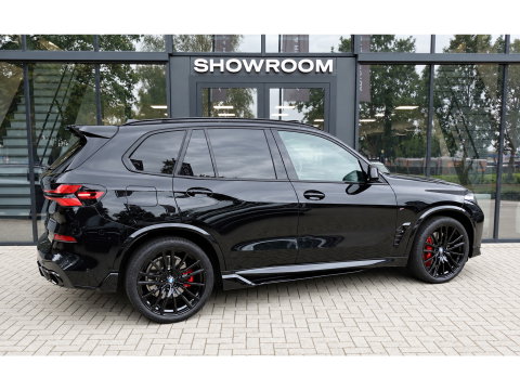 BMW X5 XDrive50e PANO KEYLESS SKYLOUNGE URBAN