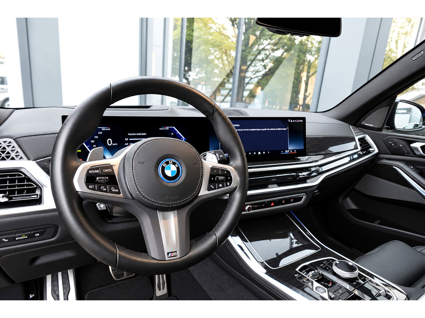 BMW X5 XDrive50e PANO KEYLESS SKYLOUNGE URBAN