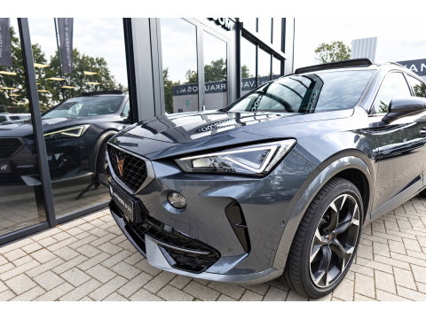 CUPRA Formentor 1.4 e-Hybrid VZ PANO CAM KEYLESS