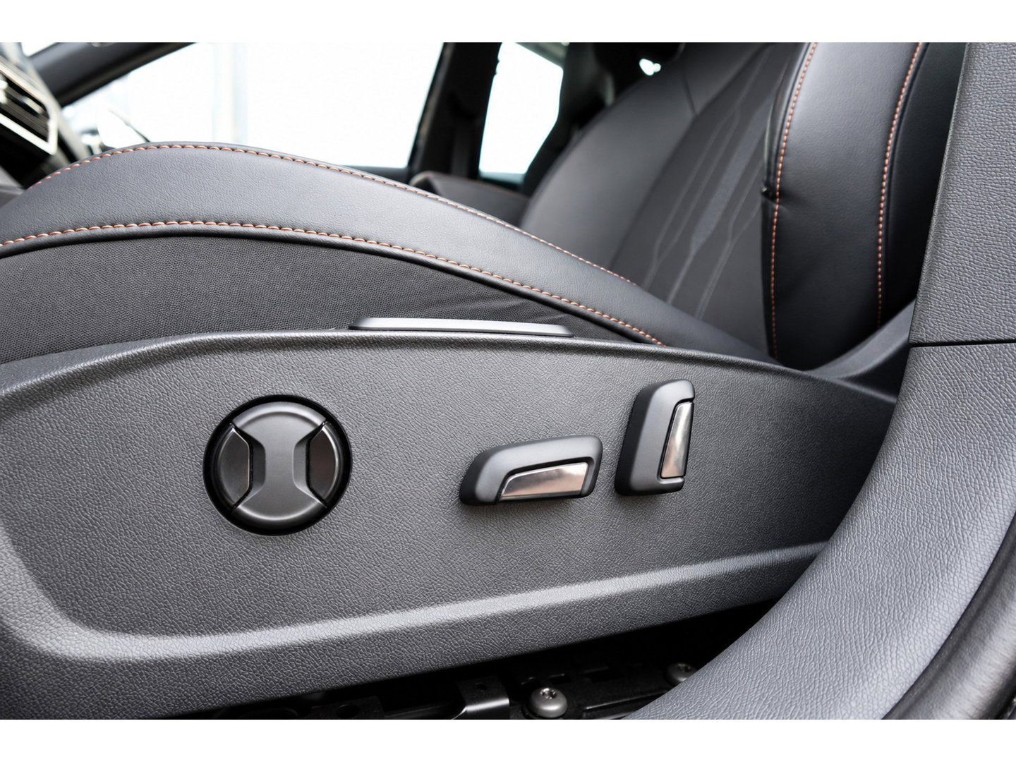 CUPRA Formentor 1.4 e-Hybrid VZ PANO CAM KEYLESS