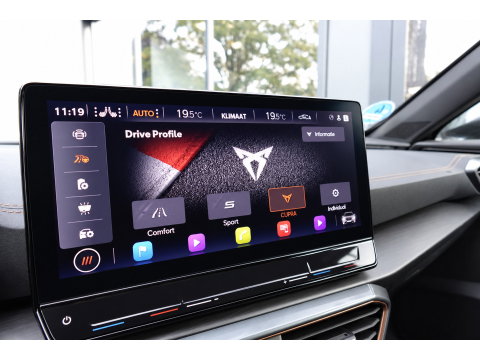 CUPRA Formentor 1.4 e-Hybrid VZ PANO CAM KEYLESS