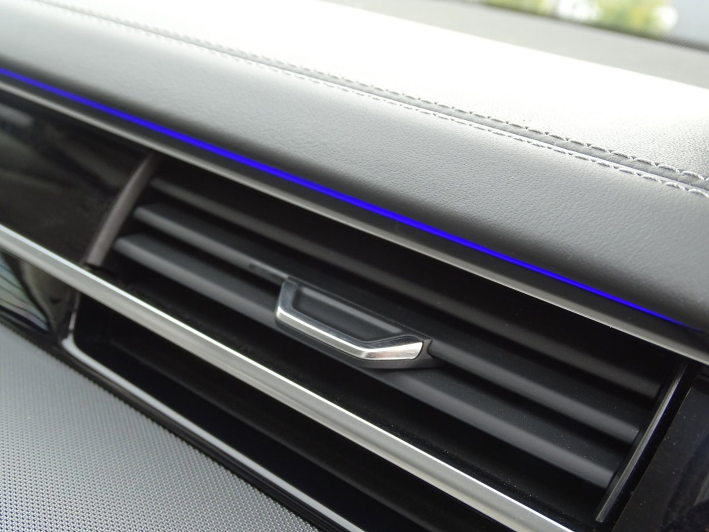 Audi A8 60 TFSie 462PK S-Line / B&O / TV's / softclose / massage / 360°