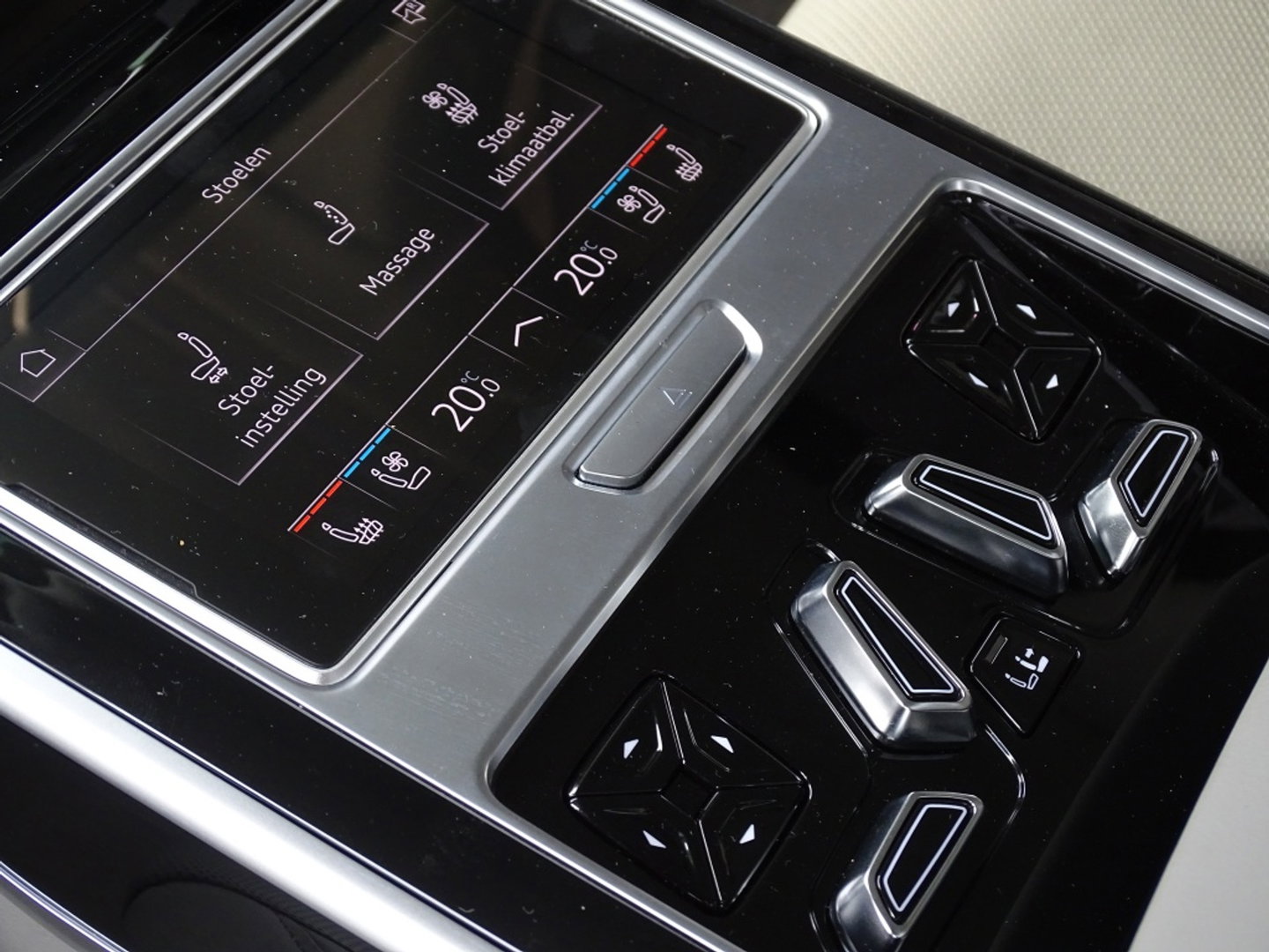 Audi A8 60 TFSie 462PK S-Line / B&O / TV's / softclose / massage / 360°