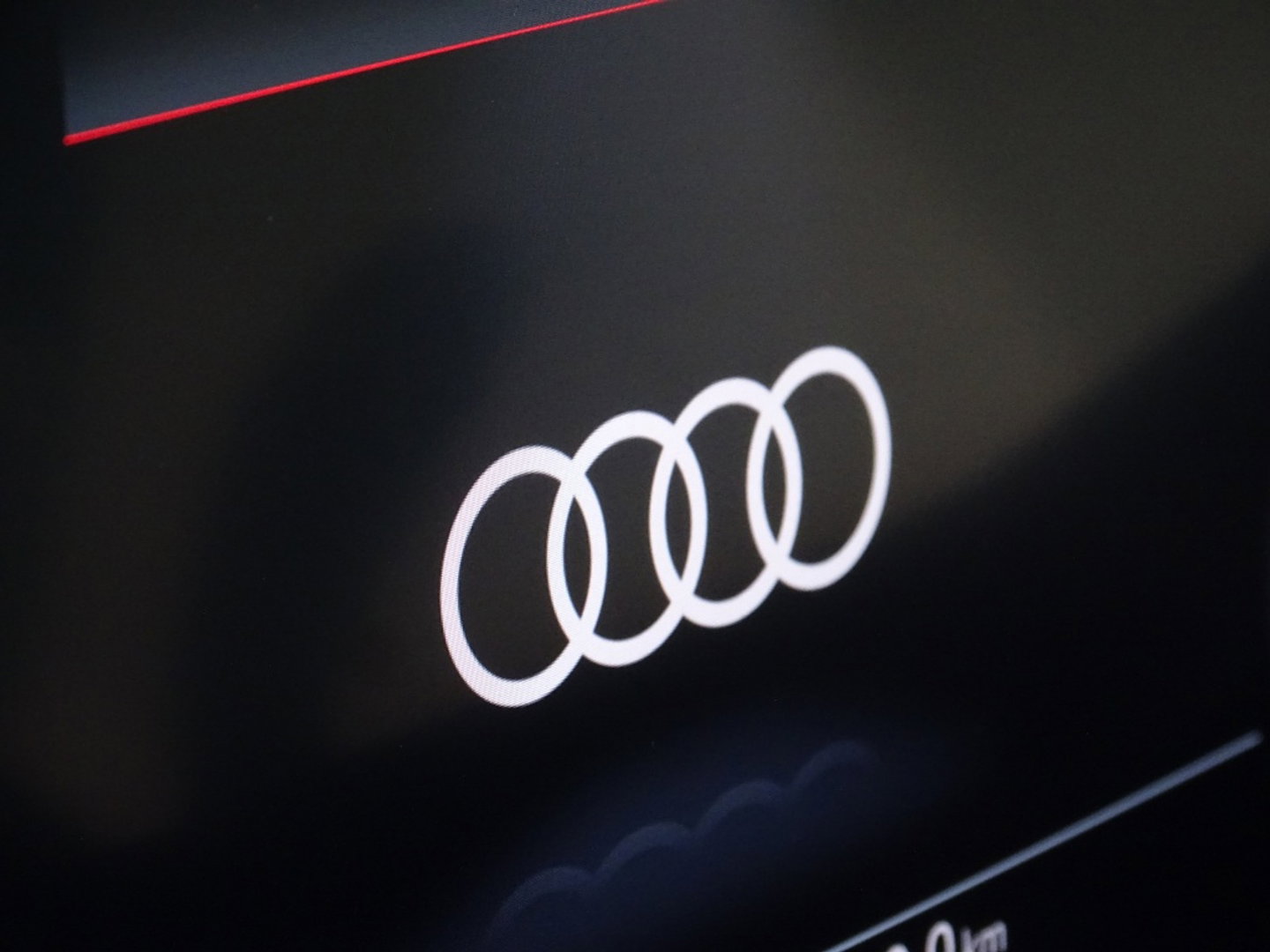 Audi A8 60 TFSie 462PK S-Line / B&O / TV's / softclose / massage / 360°