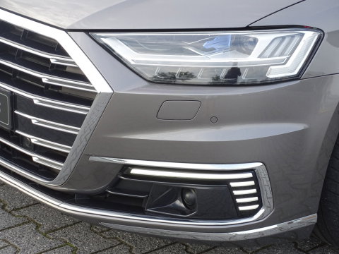 Audi A8 60 TFSie 462PK S-Line / B&O / TV's / softclose / massage / 360°