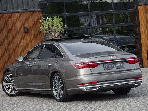Audi A8 60 TFSie 462PK S-Line / B&O / TV's / softclose / massage / 360°