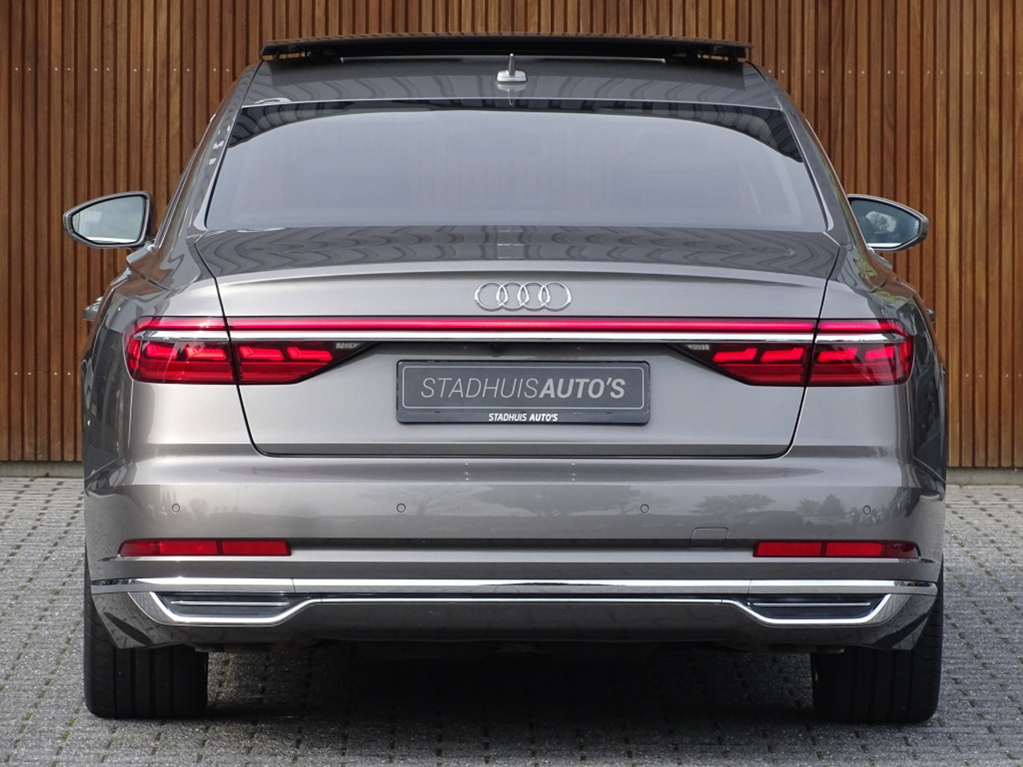 Audi A8 60 TFSie 462PK S-Line / B&O / TV's / softclose / massage / 360°