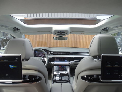 Audi A8 60 TFSie 462PK S-Line / B&O / TV's / softclose / massage / 360°