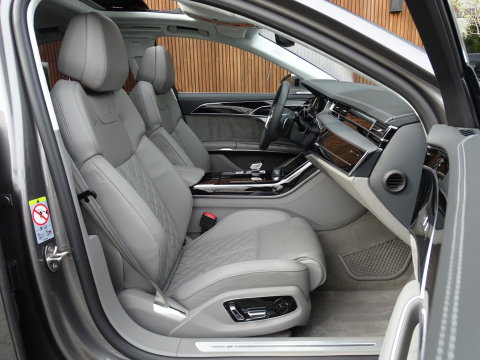 Audi A8 60 TFSie 462PK S-Line / B&O / TV's / softclose / massage / 360°