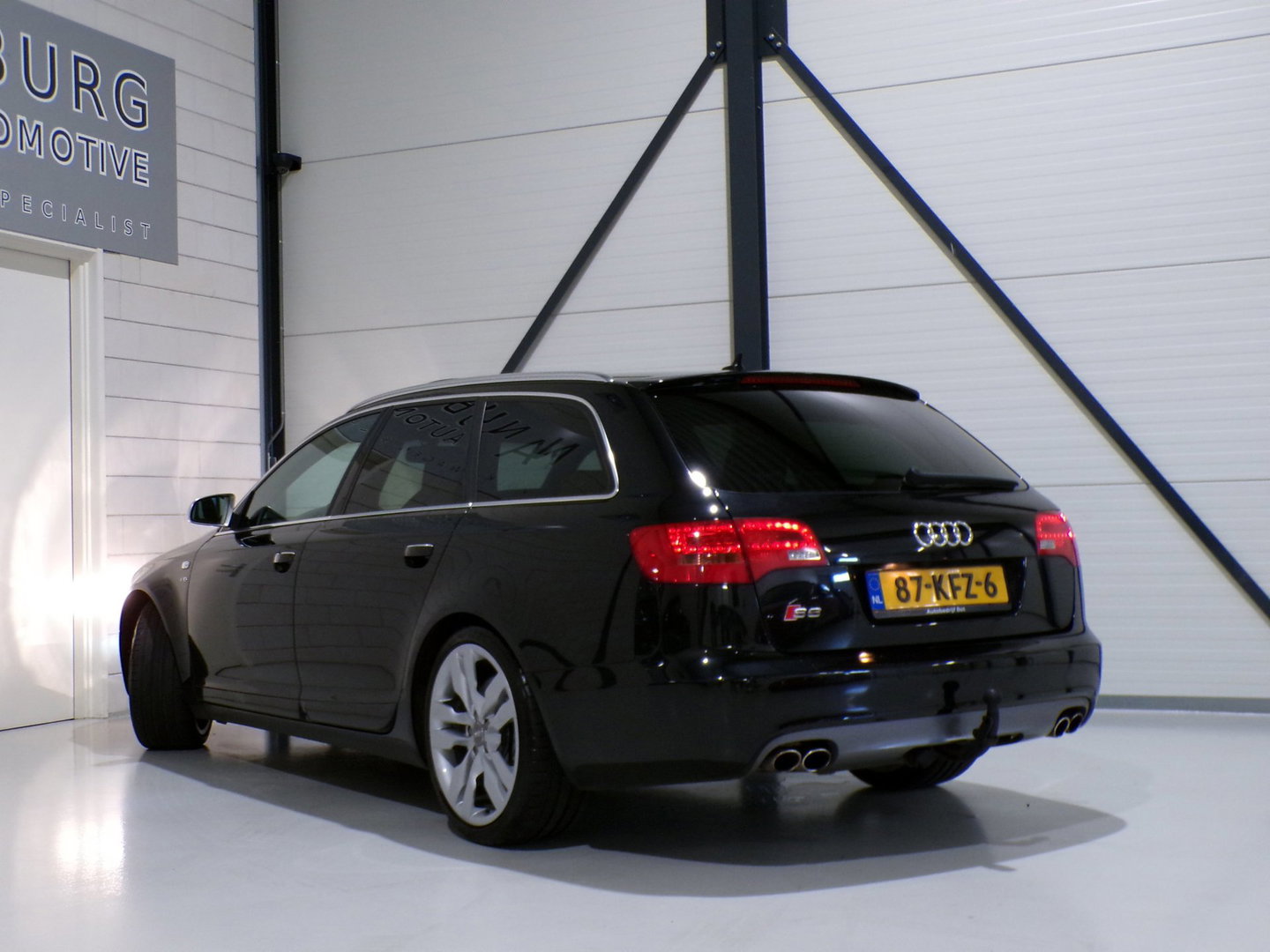 Audi S6 Avant 5.2 FSI S6 Schuifdak Trekhaak Xenon Leer Memory Bose RS-Stoelen Camera Bluetooth Navigatie "Uniek mooie staat"