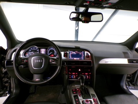 Audi S6 Avant 5.2 FSI S6 Schuifdak Trekhaak Xenon Leer Memory Bose RS-Stoelen Camera Bluetooth Navigatie "Uniek mooie staat"