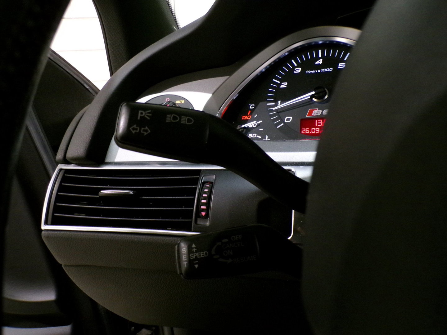 Audi S6 Avant 5.2 FSI S6 Schuifdak Trekhaak Xenon Leer Memory Bose RS-Stoelen Camera Bluetooth Navigatie "Uniek mooie staat"