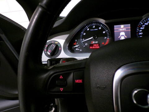 Audi S6 Avant 5.2 FSI S6 Schuifdak Trekhaak Xenon Leer Memory Bose RS-Stoelen Camera Bluetooth Navigatie "Uniek mooie staat"