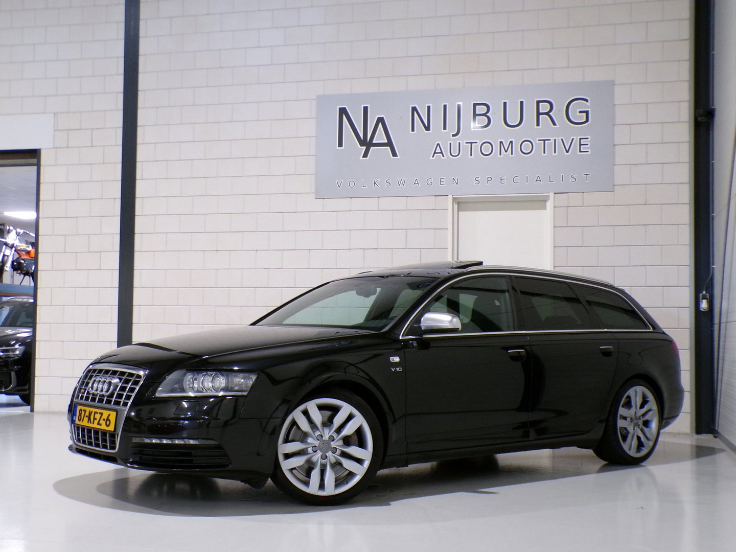 Audi S6 Avant 5.2 FSI S6 Schuifdak Trekhaak Xenon Leer Memory Bose RS-Stoelen Camera Bluetooth Navigatie "Uniek mooie staat"