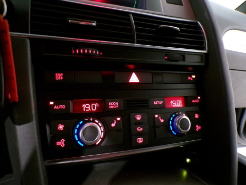 Audi S6 Avant 5.2 FSI S6 Schuifdak Trekhaak Xenon Leer Memory Bose RS-Stoelen Camera Bluetooth Navigatie "Uniek mooie staat"