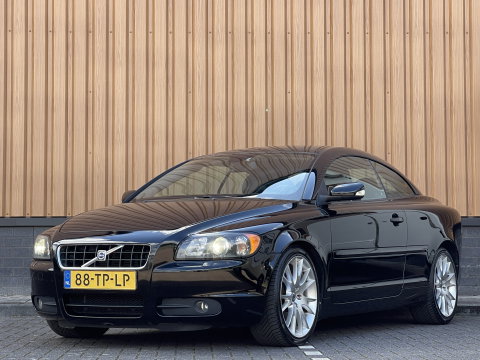 Volvo C70 Convertible 2.4i Summum | 5 Cilinder! | 18'' Lichtmetaal | Cruise Control | Xenon | Airconditioning | 2de eigenaar |