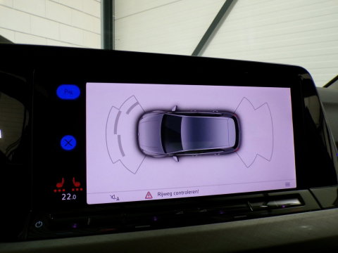 Volkswagen Golf 1.5 TSI Style Apple-Carplay Stoelverwarming Parkeersensoren Android-Auto Bluetooth Navigatie Adaptive-cruise DAB+