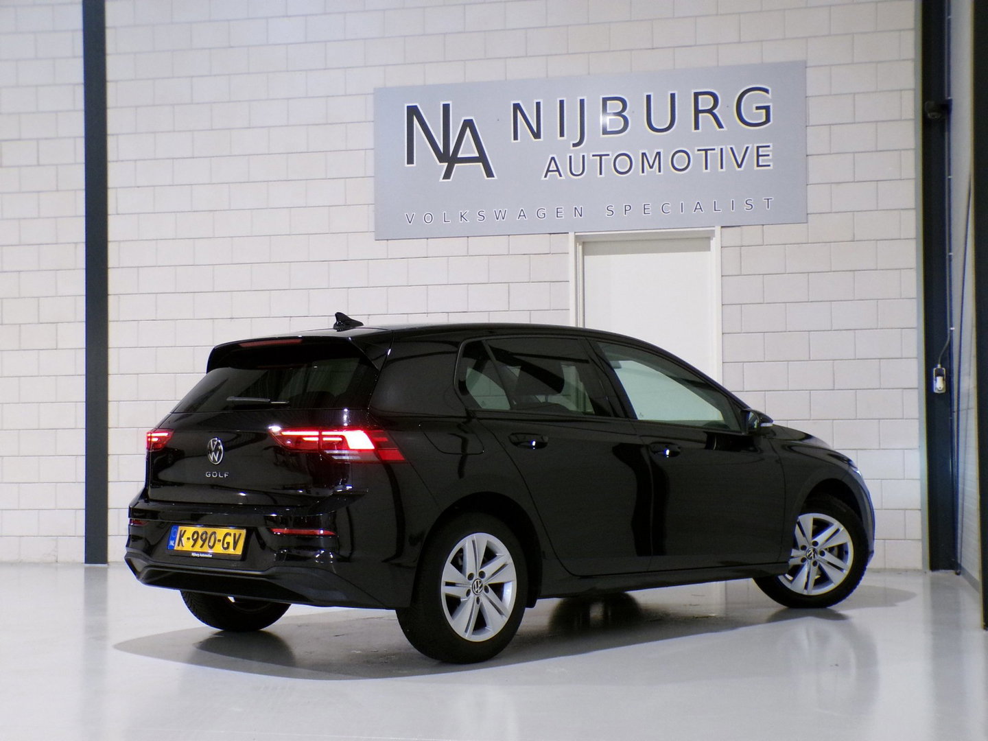 Volkswagen Golf 1.5 TSI Style Apple-Carplay Stoelverwarming Parkeersensoren Android-Auto Bluetooth Navigatie Adaptive-cruise DAB+
