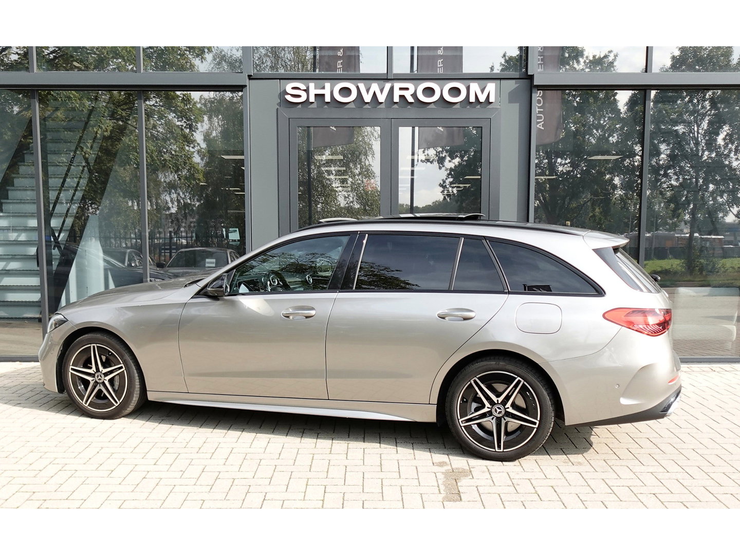 Mercedes-Benz C-Klasse Estate 300 e AMG Line PANO KEYLESS 360